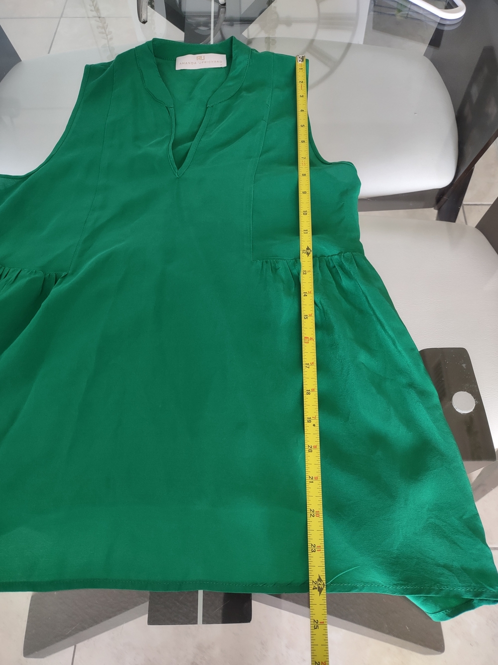 100%silk Sleeveless V-Neck Peplum Top - Emerald Green - Picture 7 of 10
